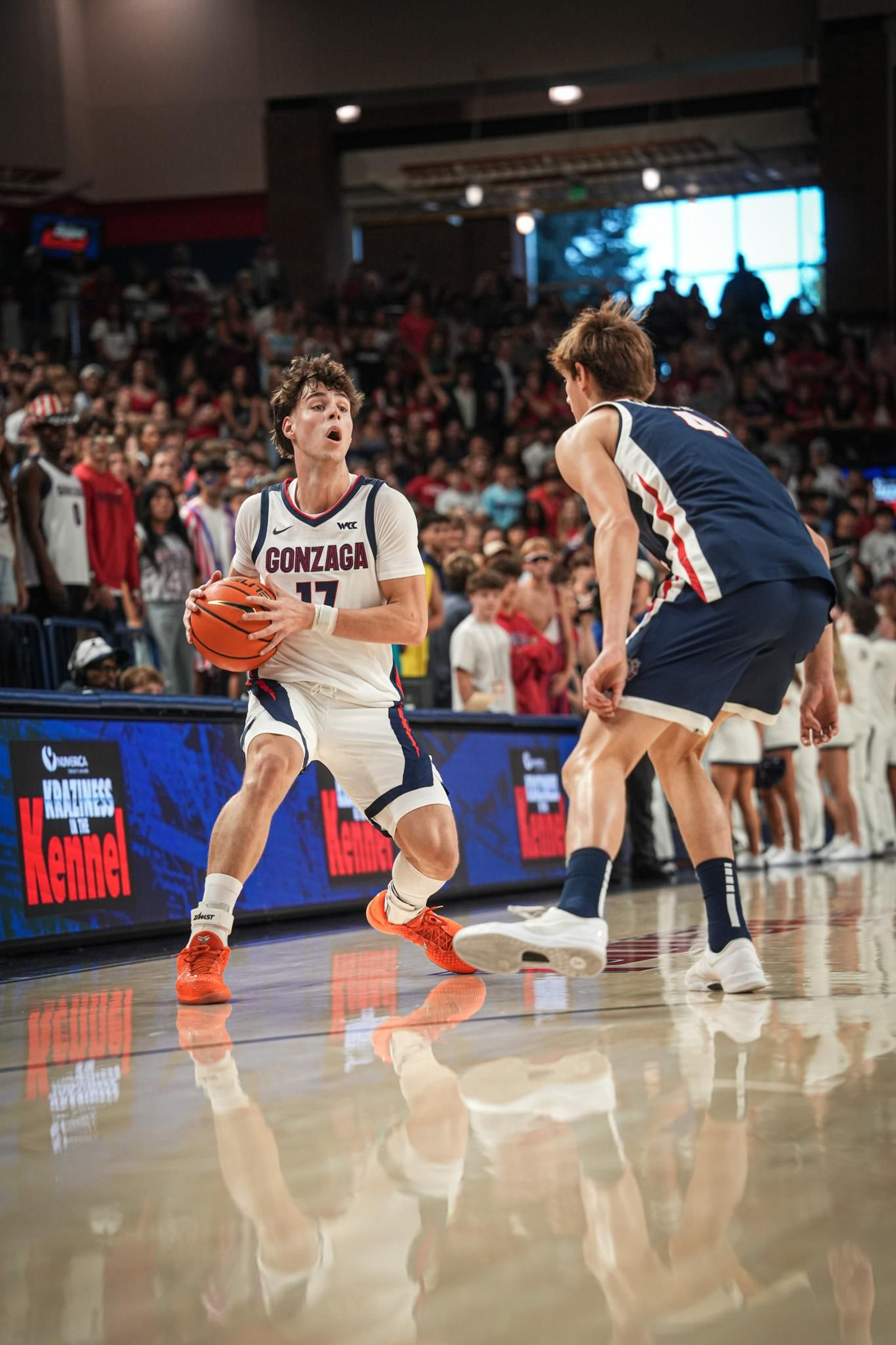 Mario Saint-Supéry se presenta ante su nueva afición de Gonzaga