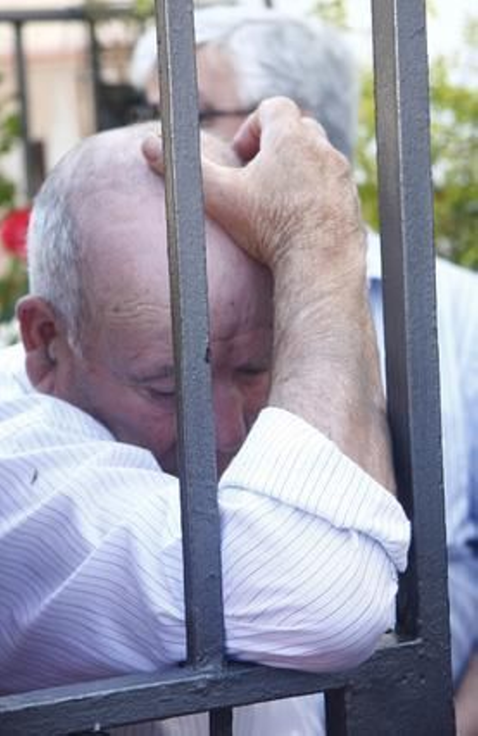 Fernando Bermúdez, padre de Guadalupe, desconsolado.

Foto: B. Vargas / Efe