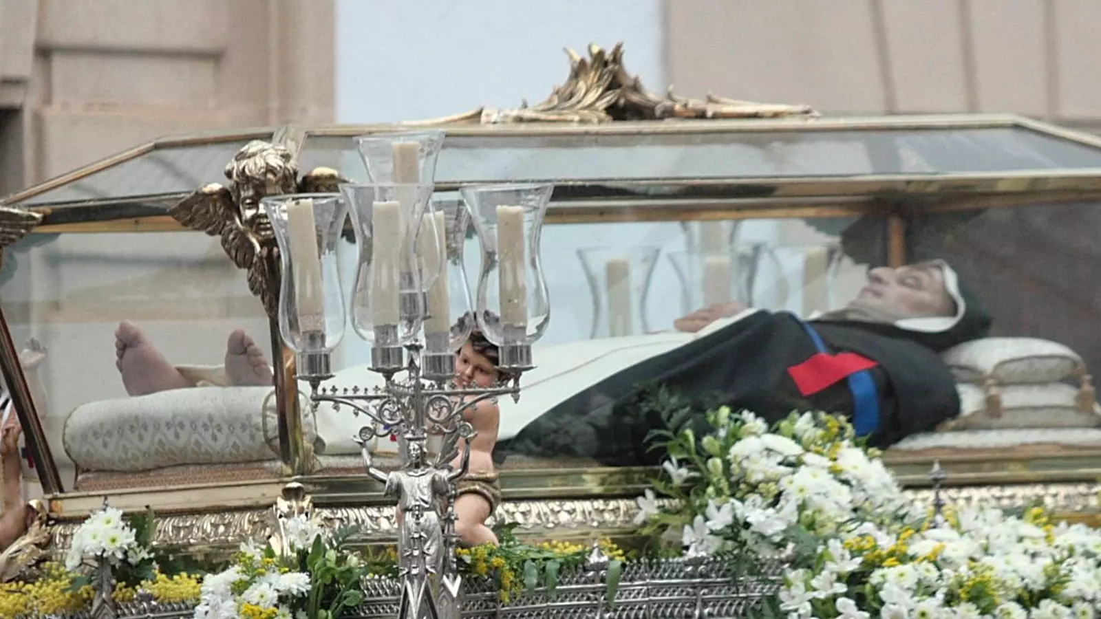 Procesión Extraordinaria de San Juan Bautista de la Concepción en Córdoba: Horario, Itinerario y Detalles de un Acontecimiento Histórico