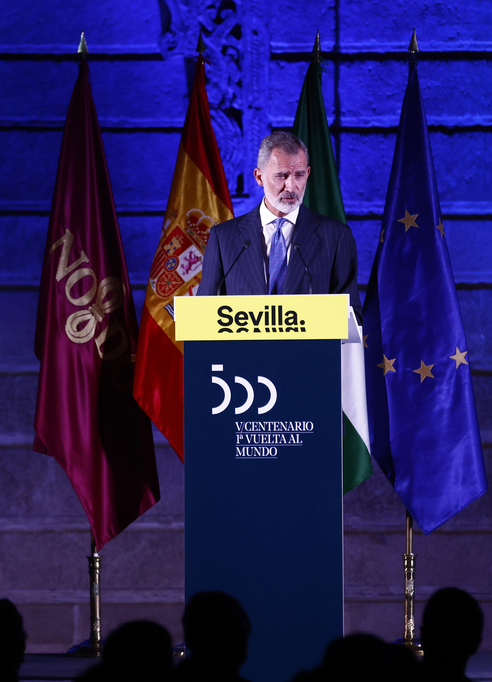 El Rey en el Alcázar de Sevilla con motivo de  los actos del V Centenario de Magallanes y ElCano, en imágenes