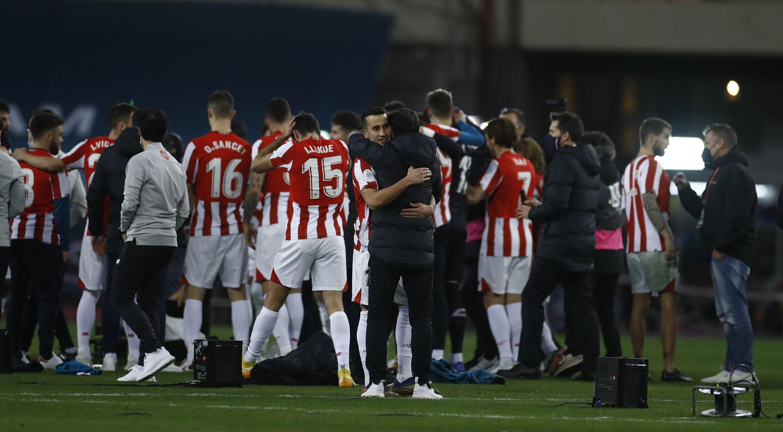 Las imágenes de la final de la Supercopa en Sevilla