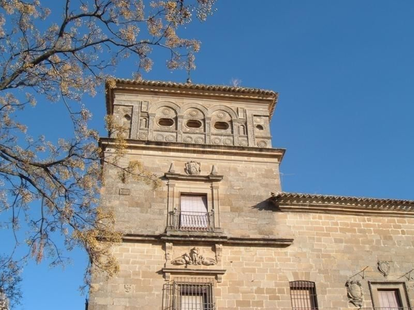 Torre del Palacio del Marqués de la Mancera, de estilo renacentista.