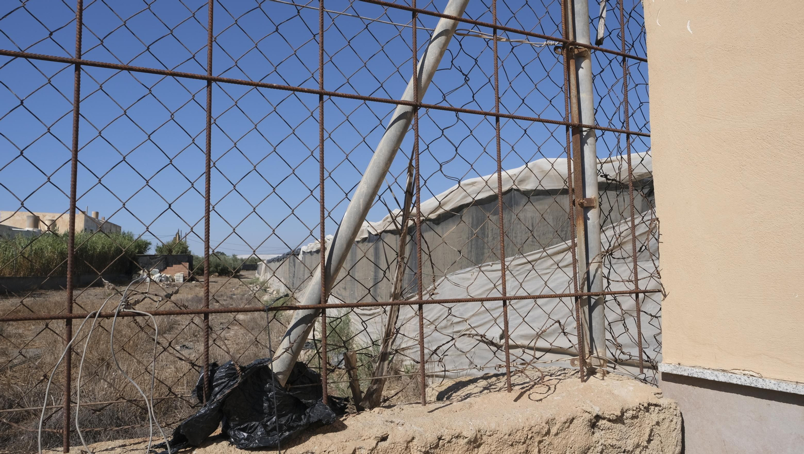 Protestas de los vecinos de los cortijos de La Cañada por la falta de iluminación