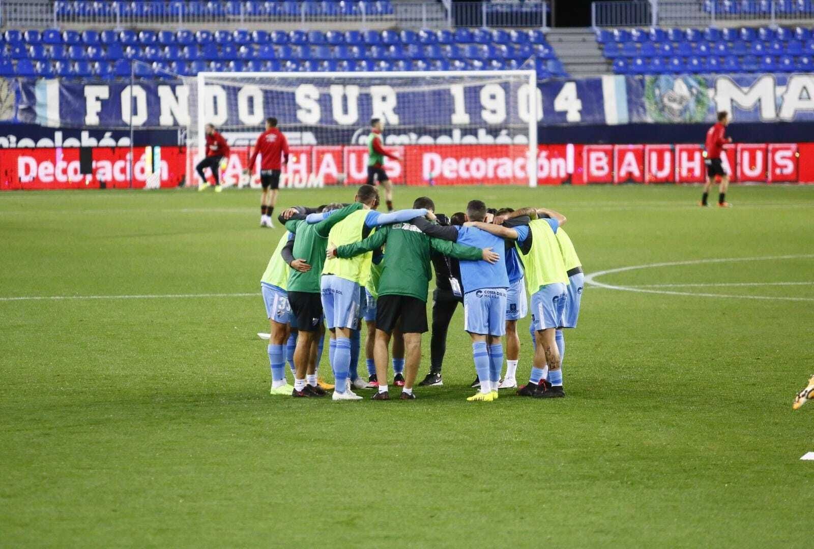 Las fotos del calentamiento previo del Málaga CF-Logroñés