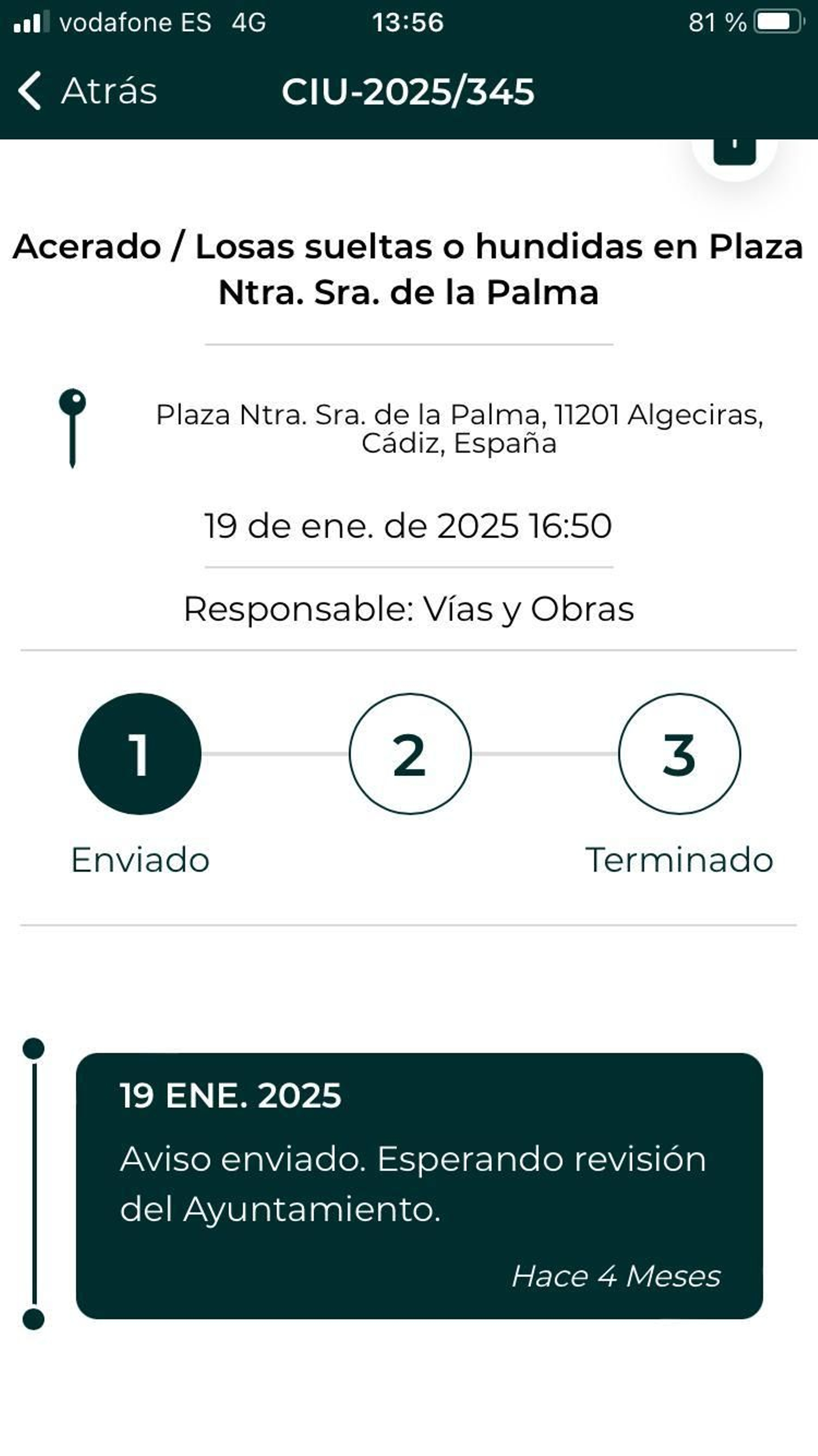 La app Gecor de Algeciras cuesta 48.400 euros y tarda más de cuatro meses en gestionar unas losetas sueltas.