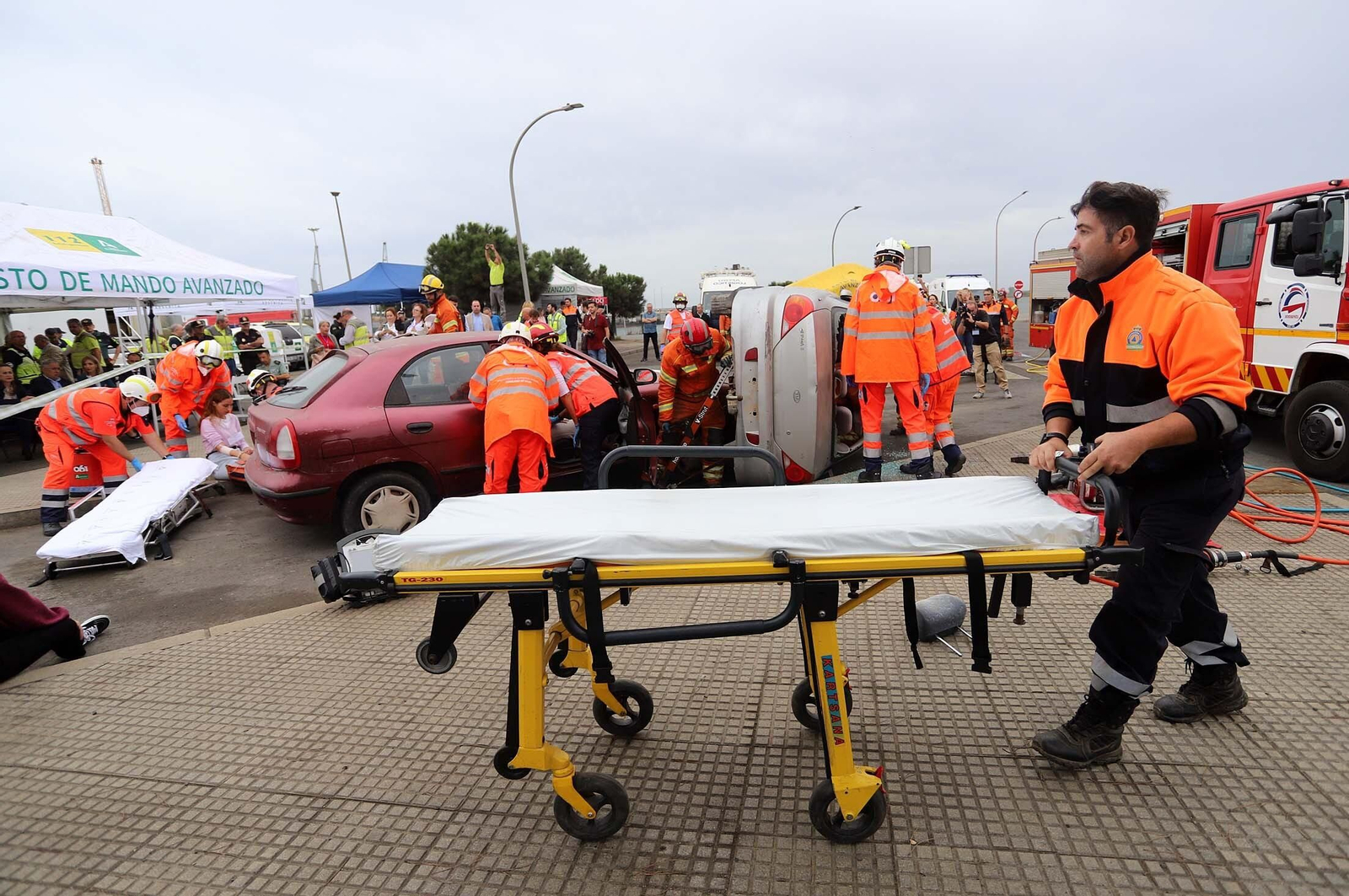 Simulacro de accidente en el Puerto de Huelva dentro del ejercicio regional RespuestA22, en imágenes