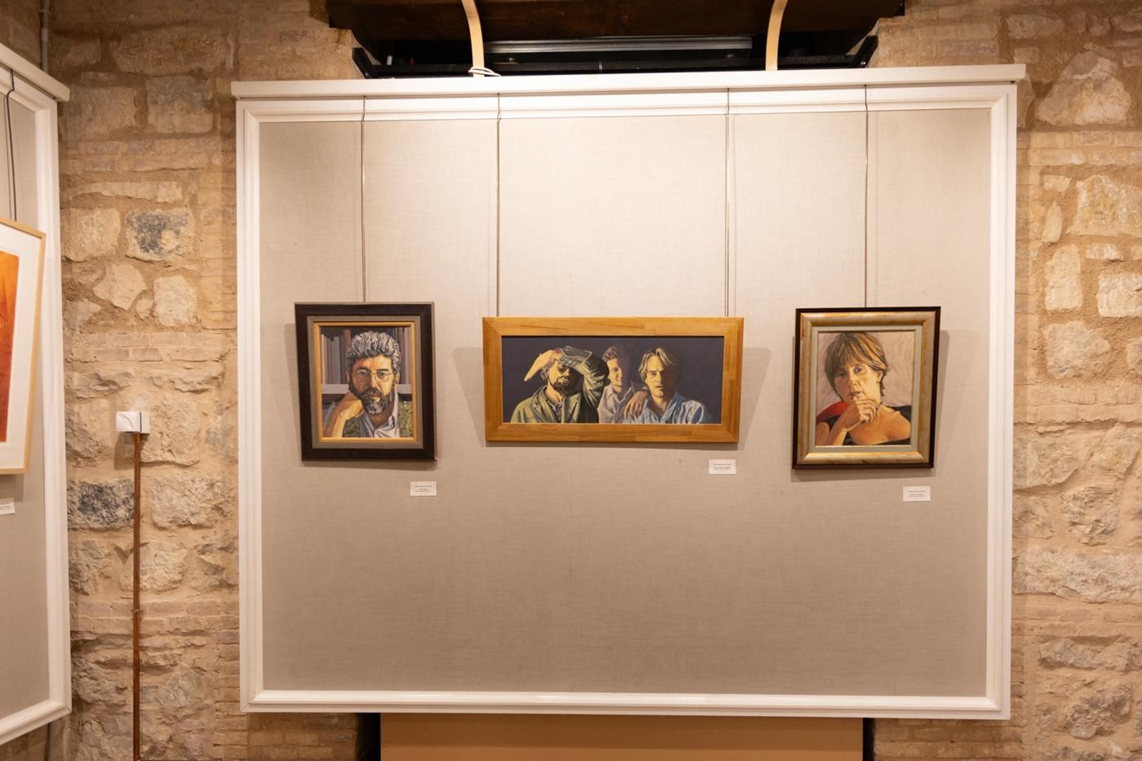 La exposición cuenta con obras de grandes firmas de artistas jienenses.