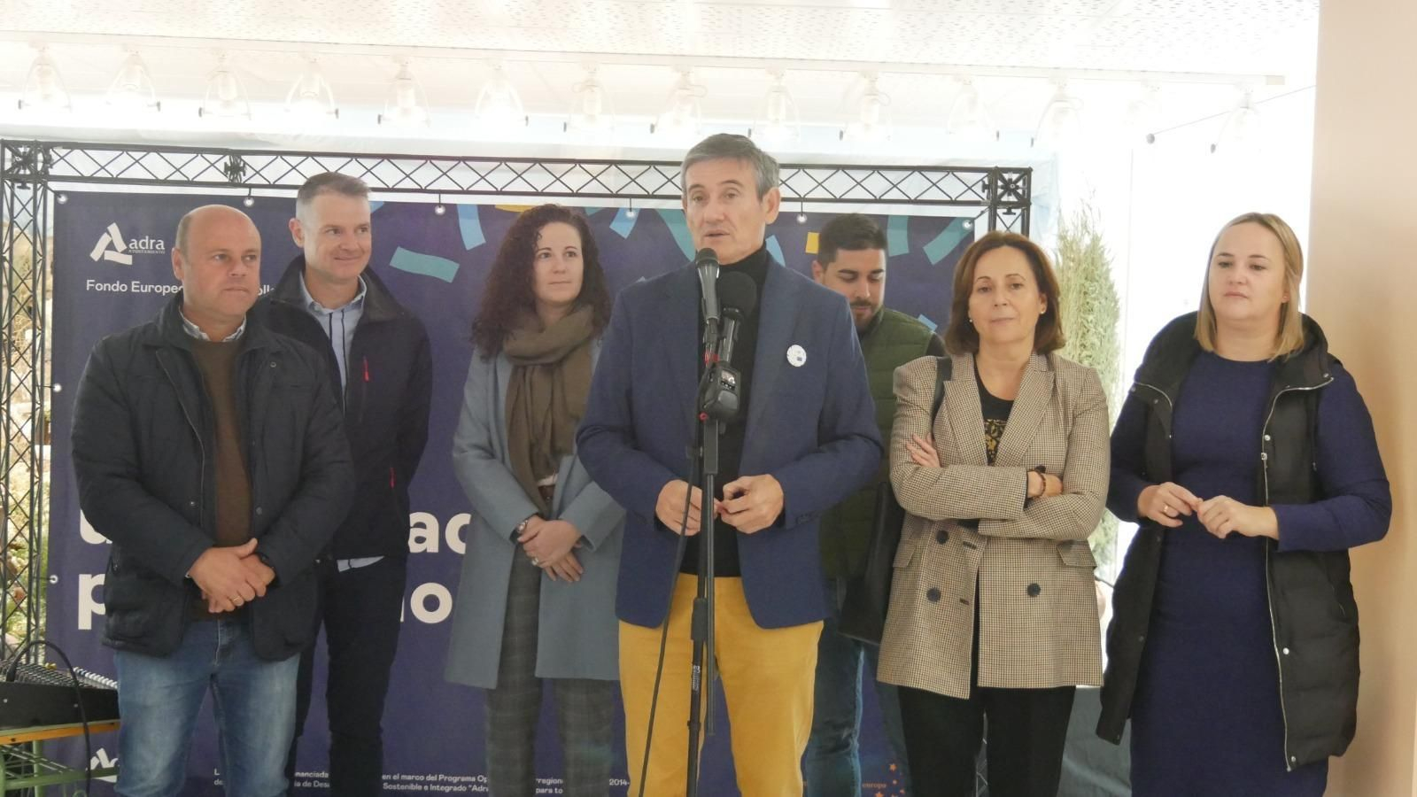 Manuel Cortés, acompañado de ediles de su equipo de Gobierno, celebra el fin de la Estrategia EDUSI.