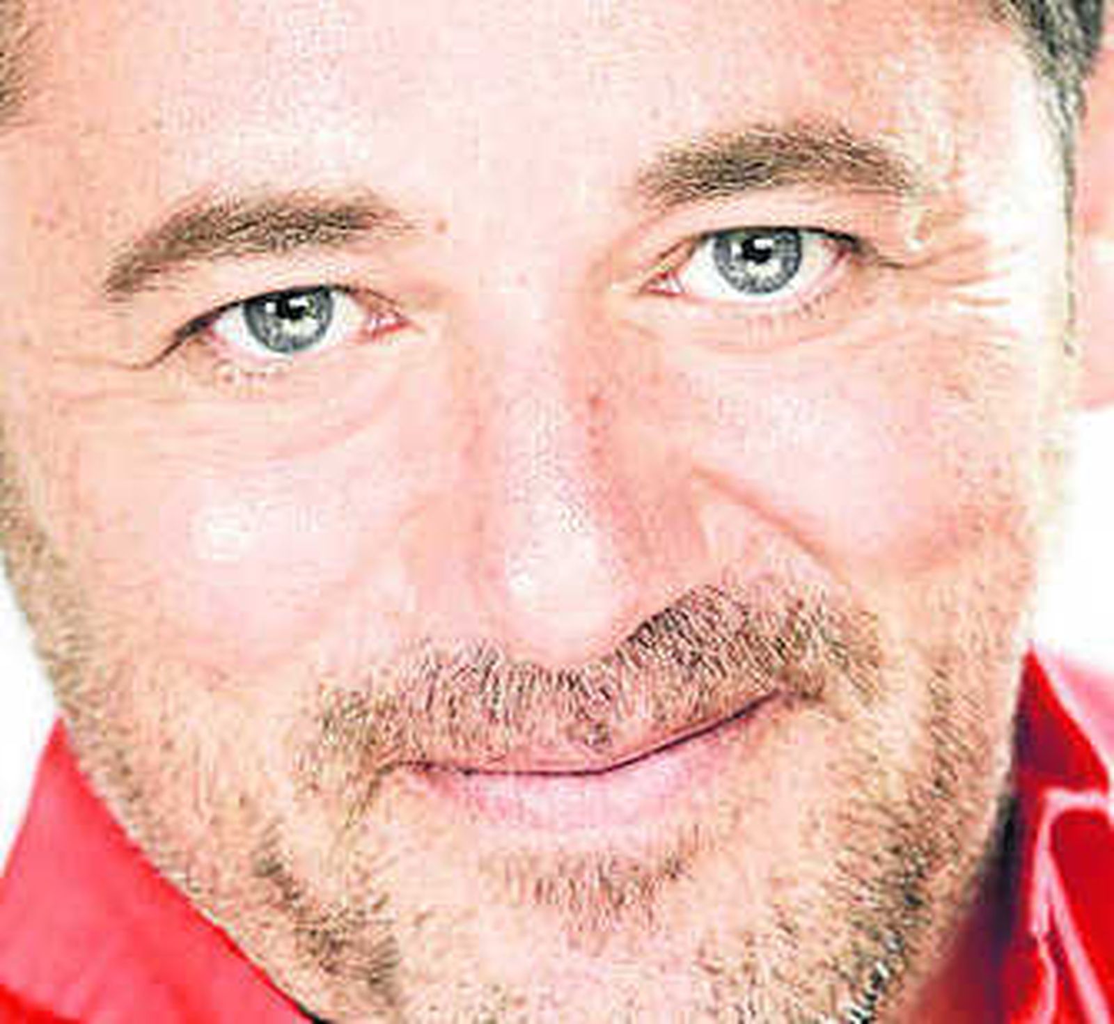 Pepón Nieto y Fernando Tejero, en una escena de la comedia negra 'Mitad y mitad', donde interpretan a dos hermanos.