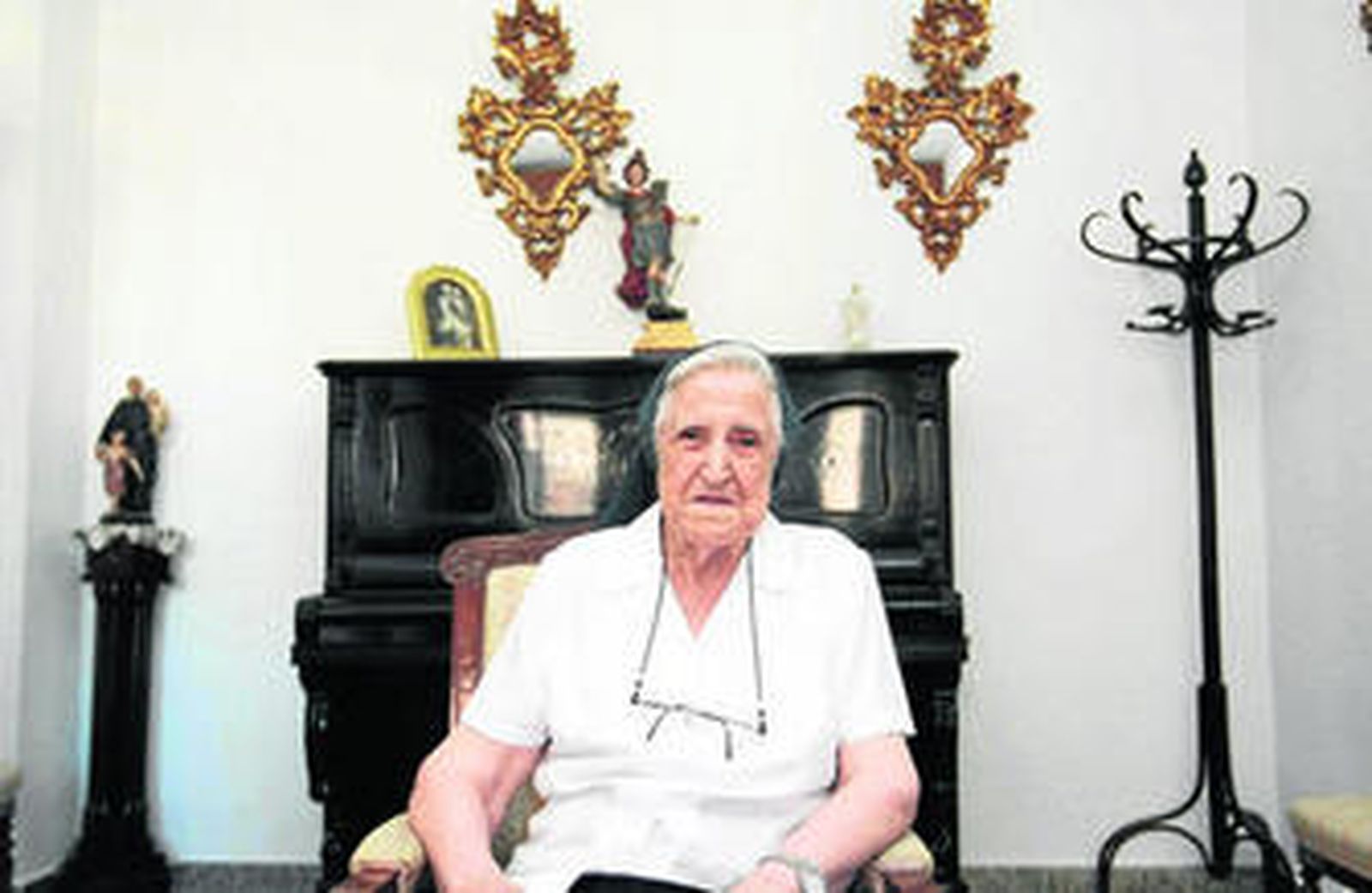 Sor Victoria, en el comedor social del Regina Mundi.