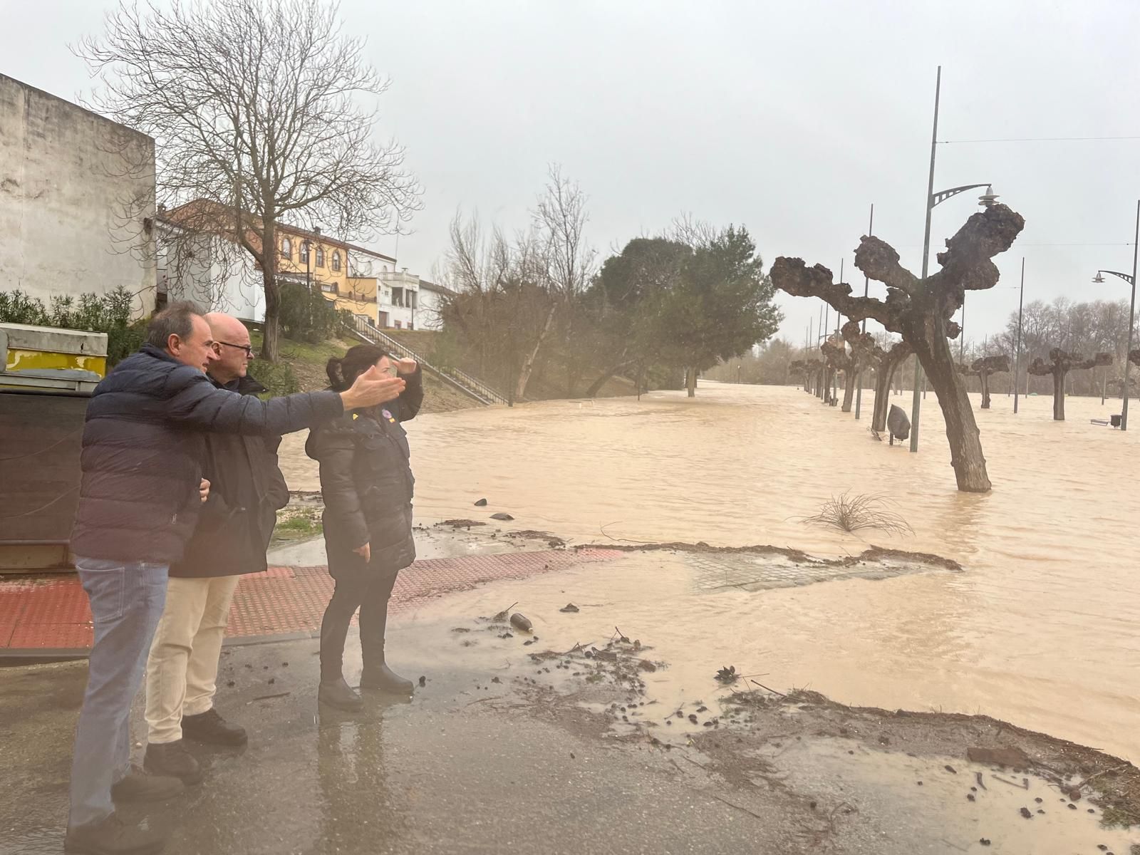 El subdelegado del Gobierno visita las zonas afectadas por las lluvias de Villanueva de la Reina