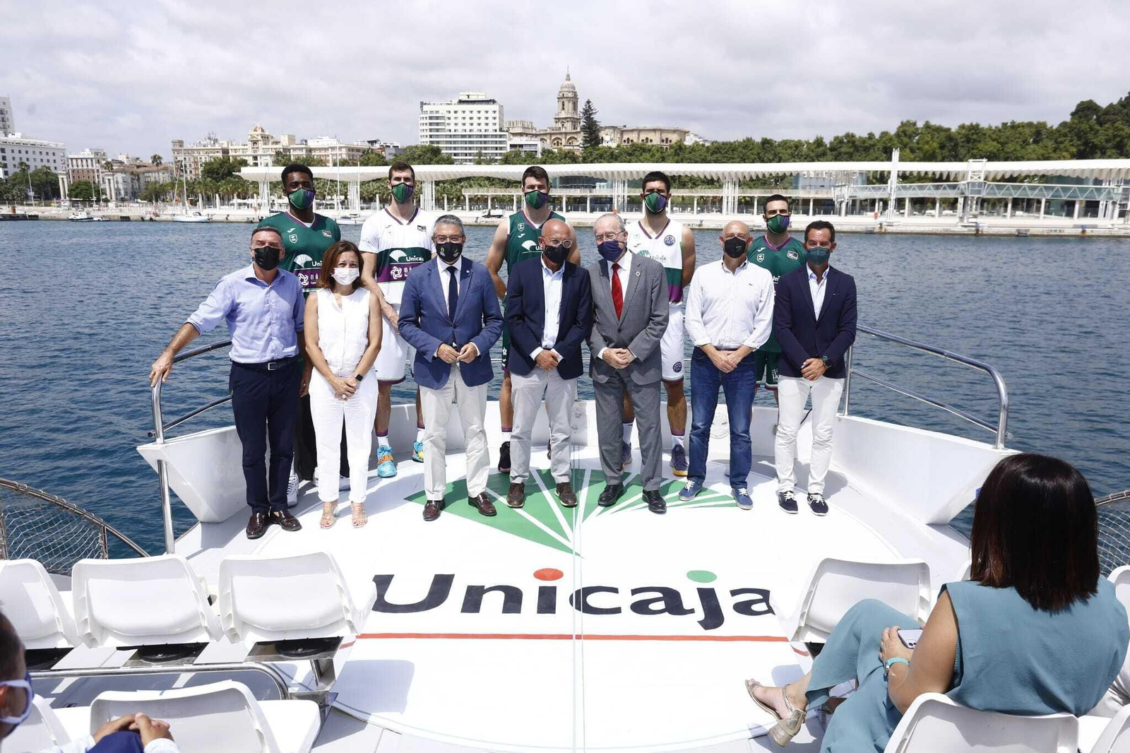 Así son las camisetas del Unicaja 2021/22