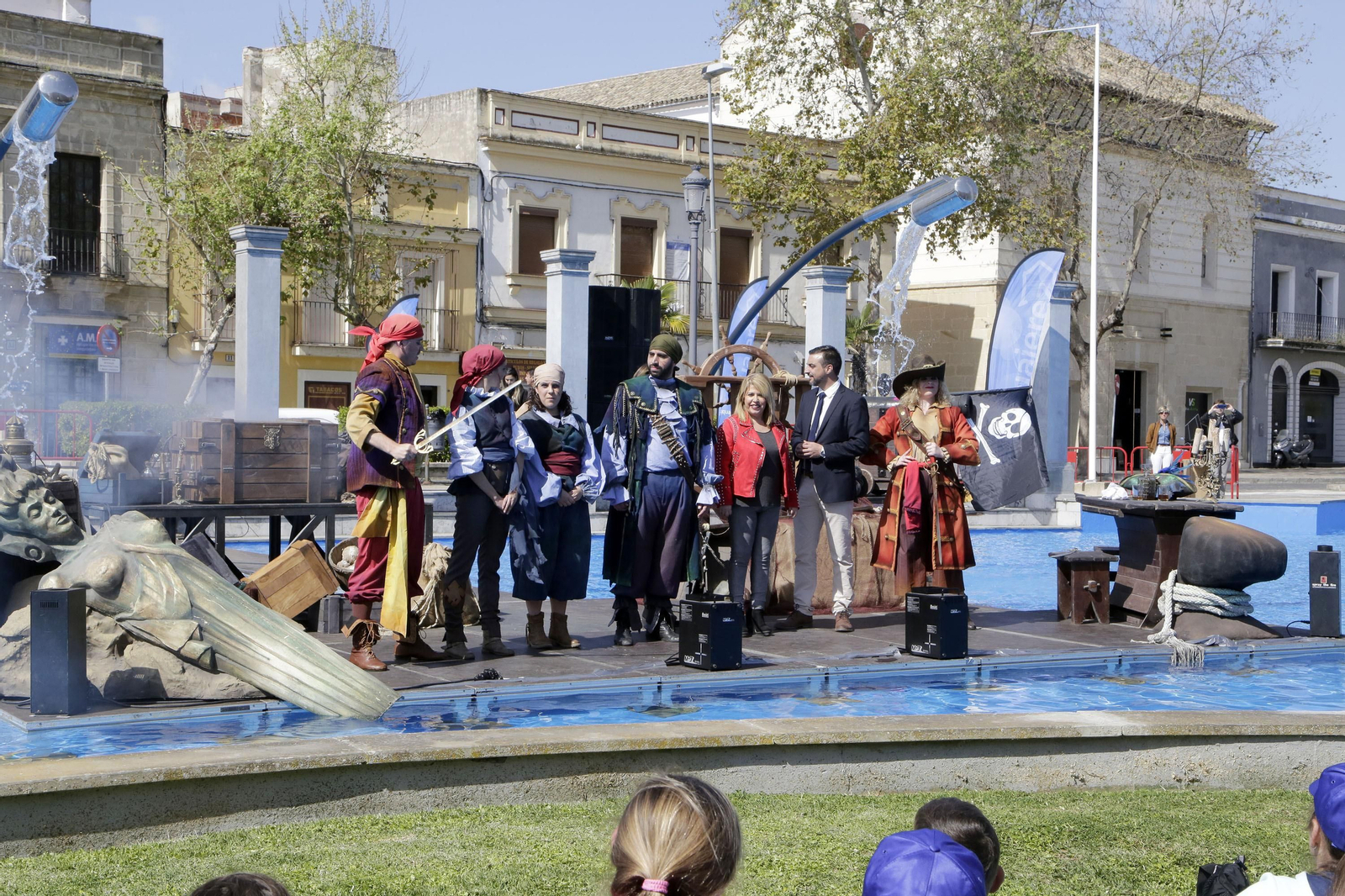Imágenes de la puesta en funcionamiento de la fuente de la plaza del Mamelón