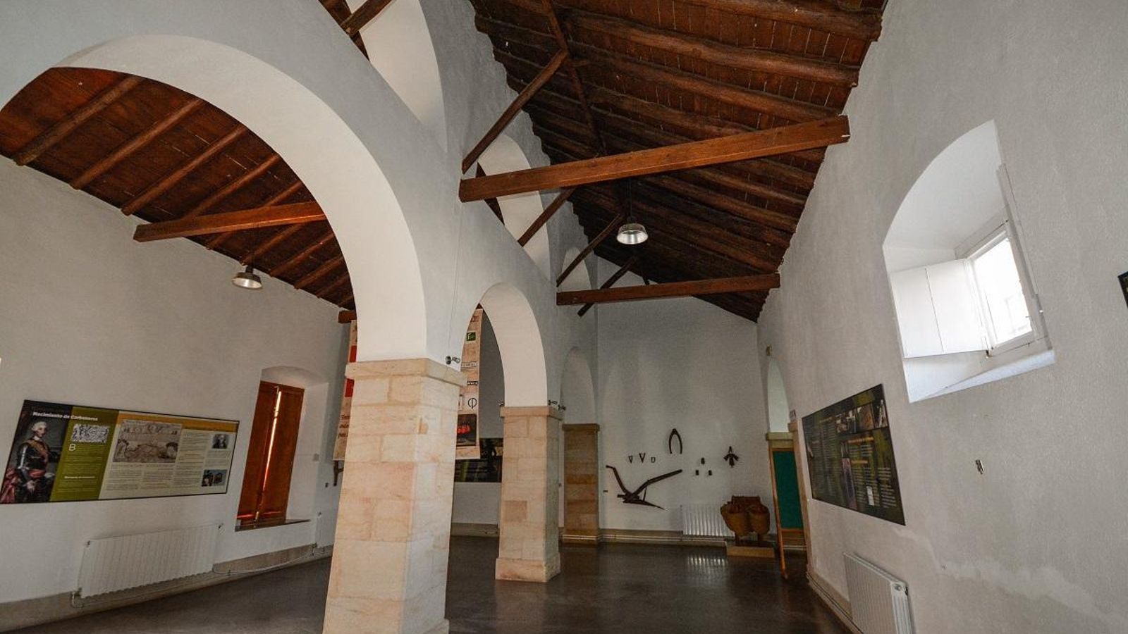 Interior del Pósito de Labradores en Carboneros.