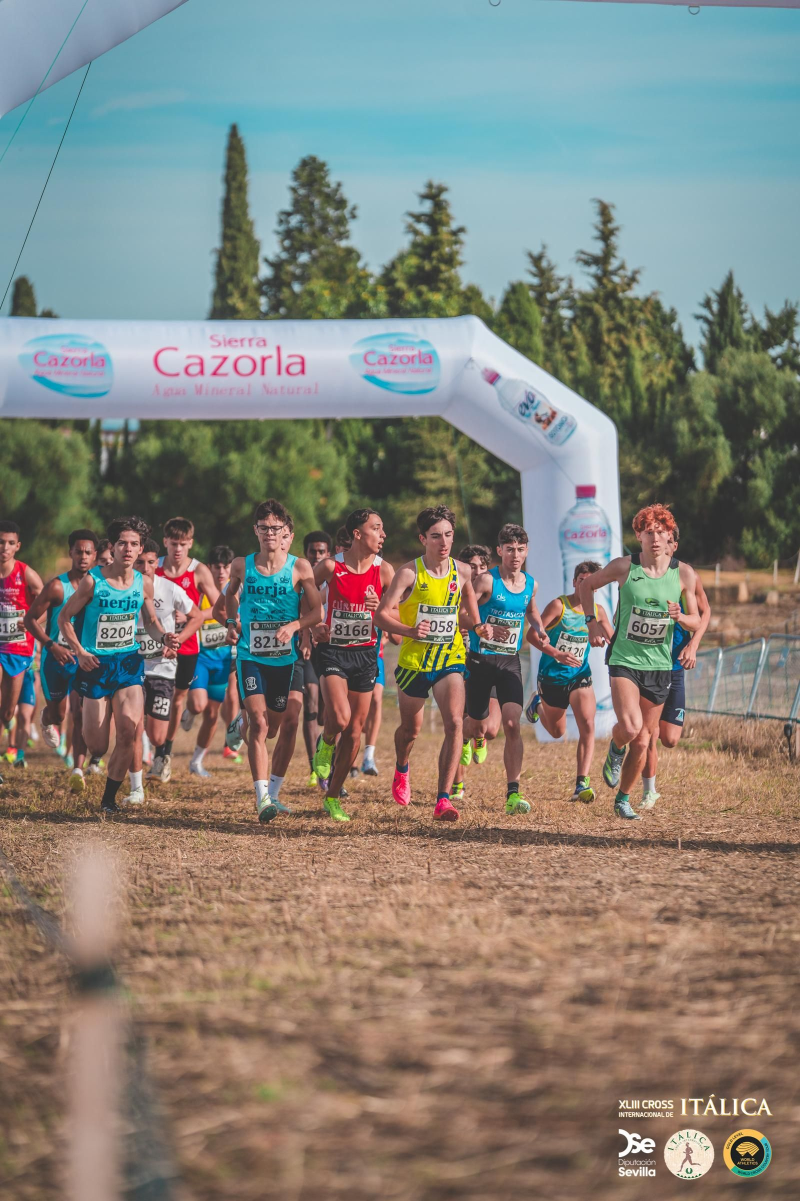 Búscate en las fotos del Cross de Itálica 2025 | 5