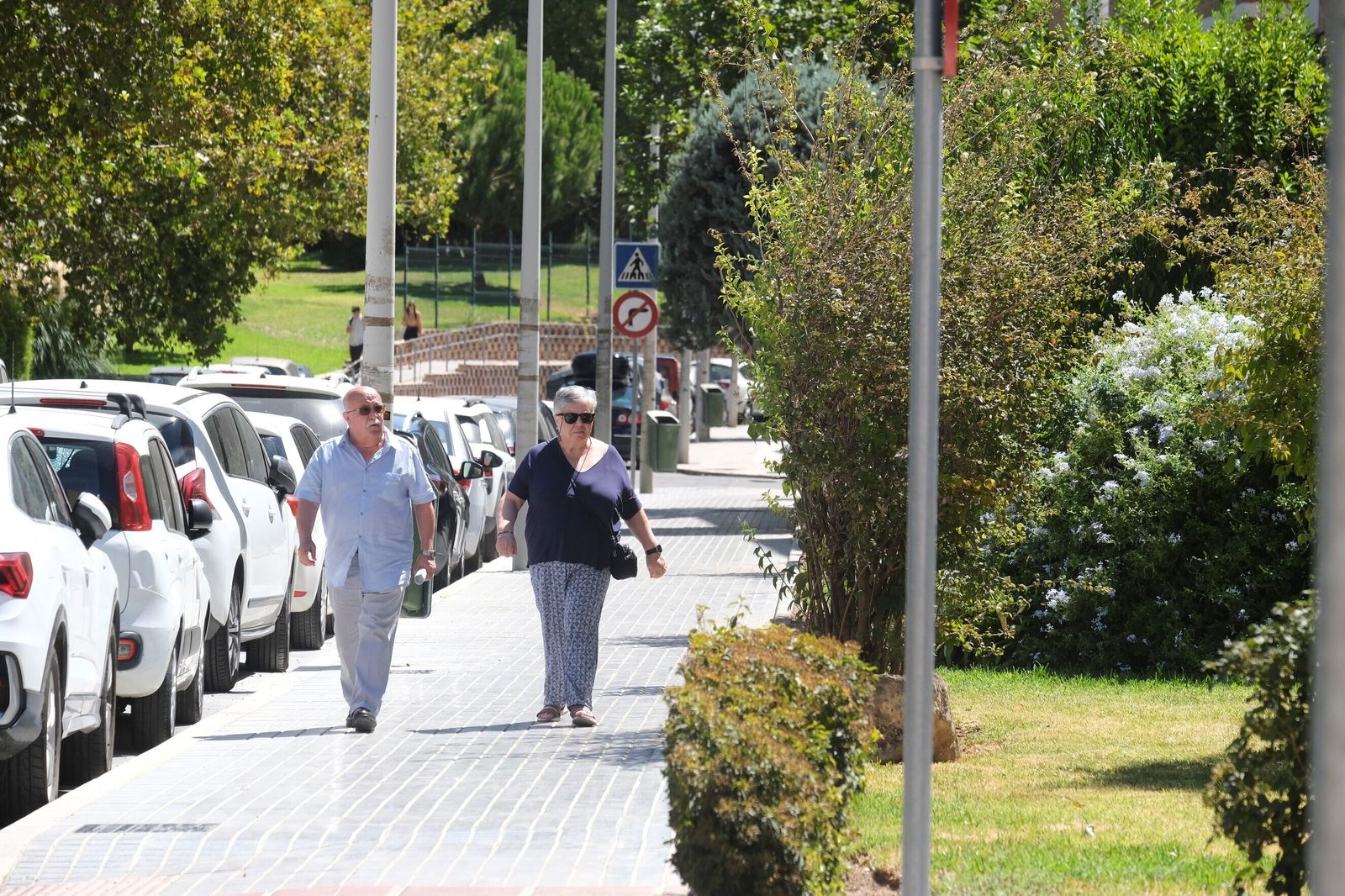 Un paseo en imágenes por el barrio cordobés del Parque Cruz Conde a finales de agosto