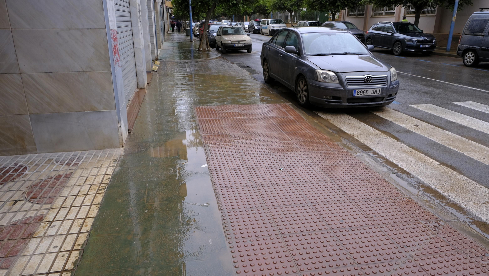 Fotogalería de la lluvia en Almería.
