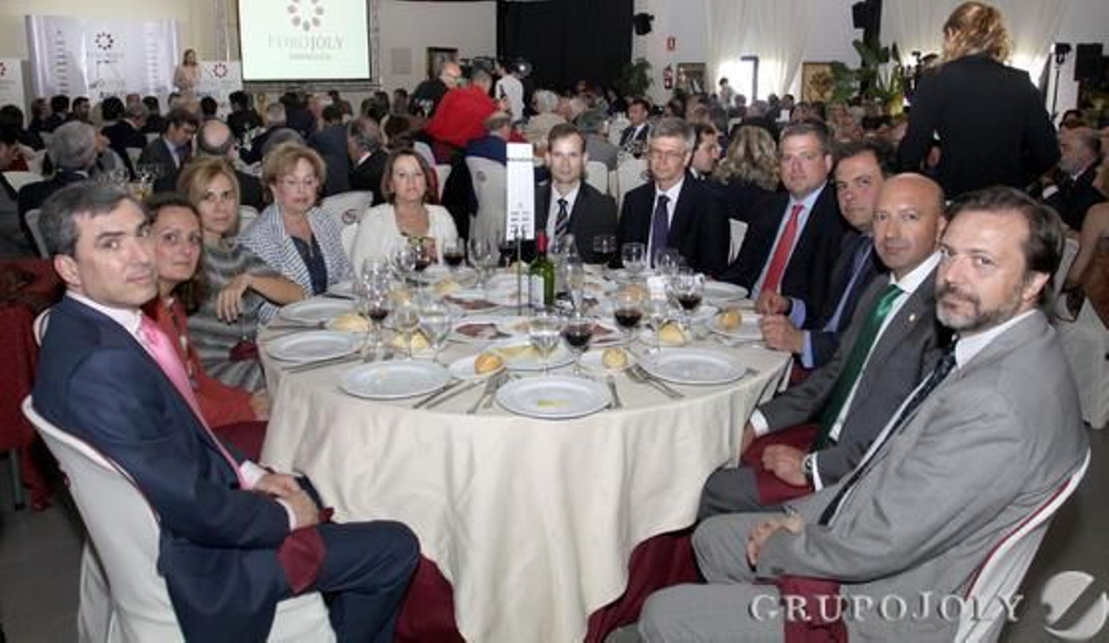 Fernando Valera, Virginia Fernández, Rocío Faure, Mª Dolores Hidalgo, Juani Vázquez, Raúl Barba, Alejandro Zulueta, Tomás García, Juan Carlos Duarte y Luciano Hidalgo.

Foto: Canterla/Josue Correa /Alberto Dominguez