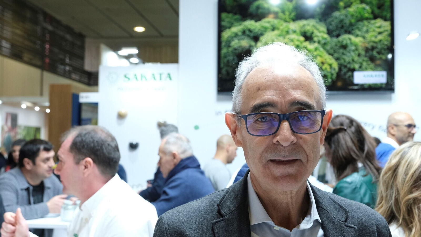 n Javier Bernarbéu, gerente de Sakata Ibérica.