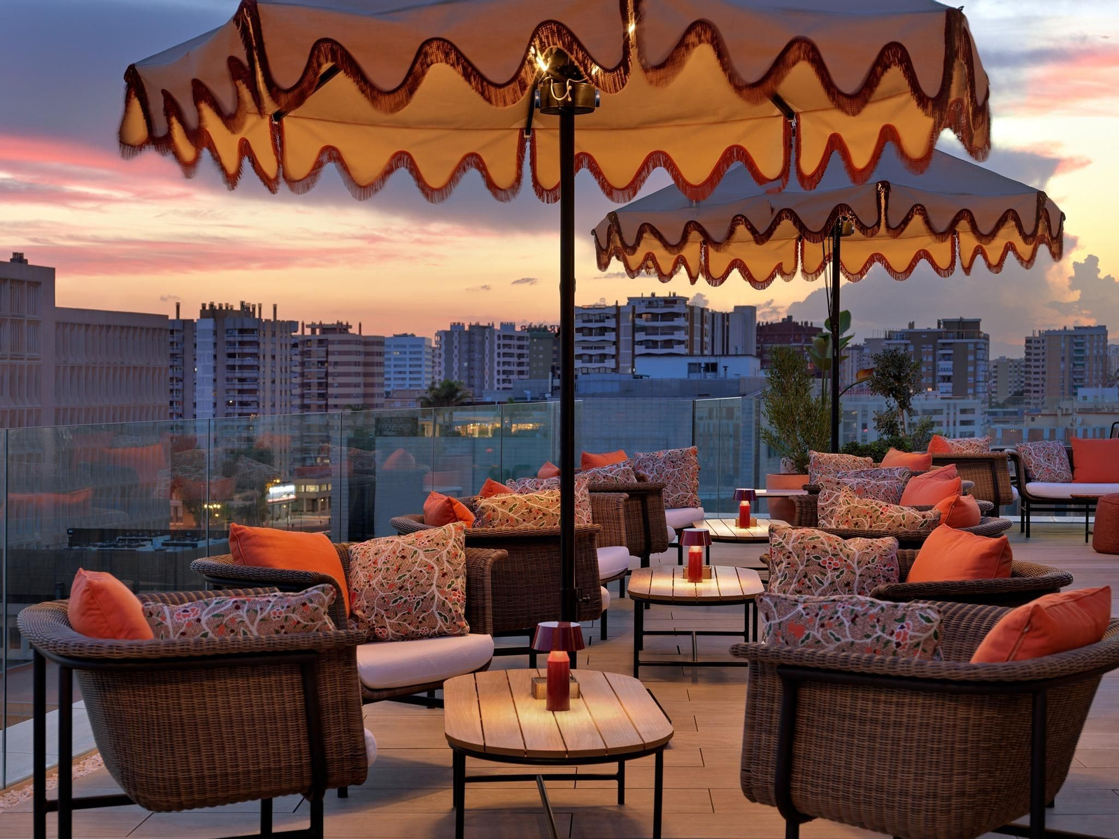 La terraza del H10 Croma Málaga.