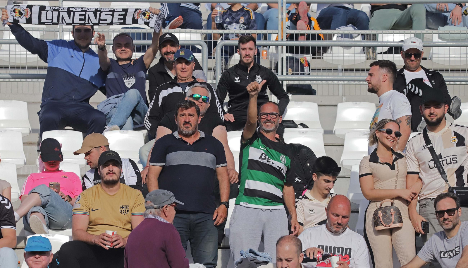 Búscate en el Ciudad de La Línea durante el Balona - Xerez Deportivo de Segunda Federación