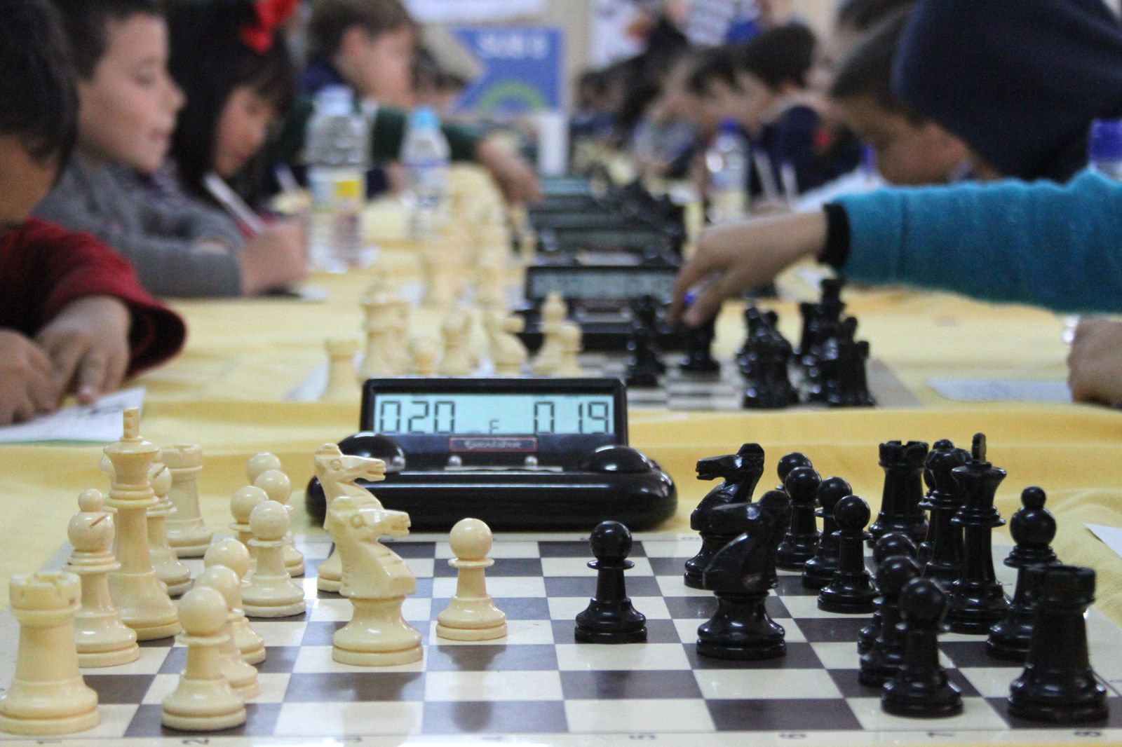 El 2+2 en la Alcaldía de Granada, pendiente de Isabel Díaz Ayuso