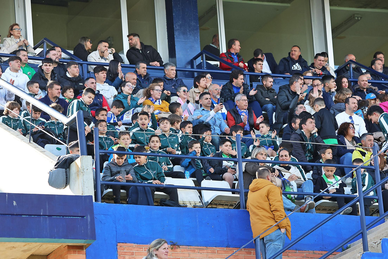 Búscate en el Nuevo Colombino en el Recreativo de Huelva vs Antequera