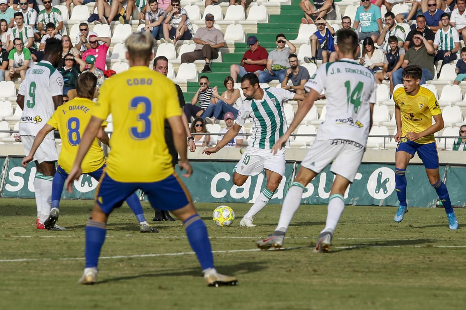 Las imágenes del Córdoba CF - Cádiz B
