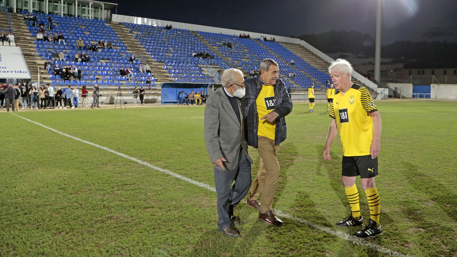 Partido amistoso entre veteranos del Borussia Dortmund y del Xerez CD