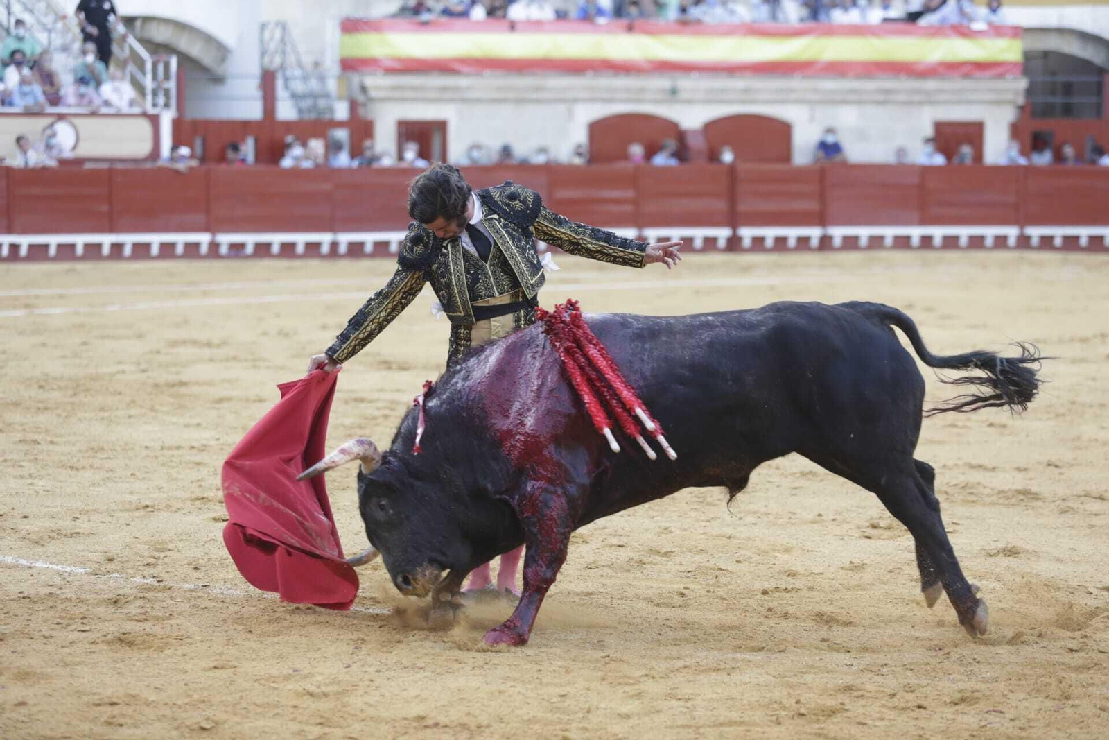 Imágenes de la corrida del 140 aniversario de la Plaza de Toros de El Puerto