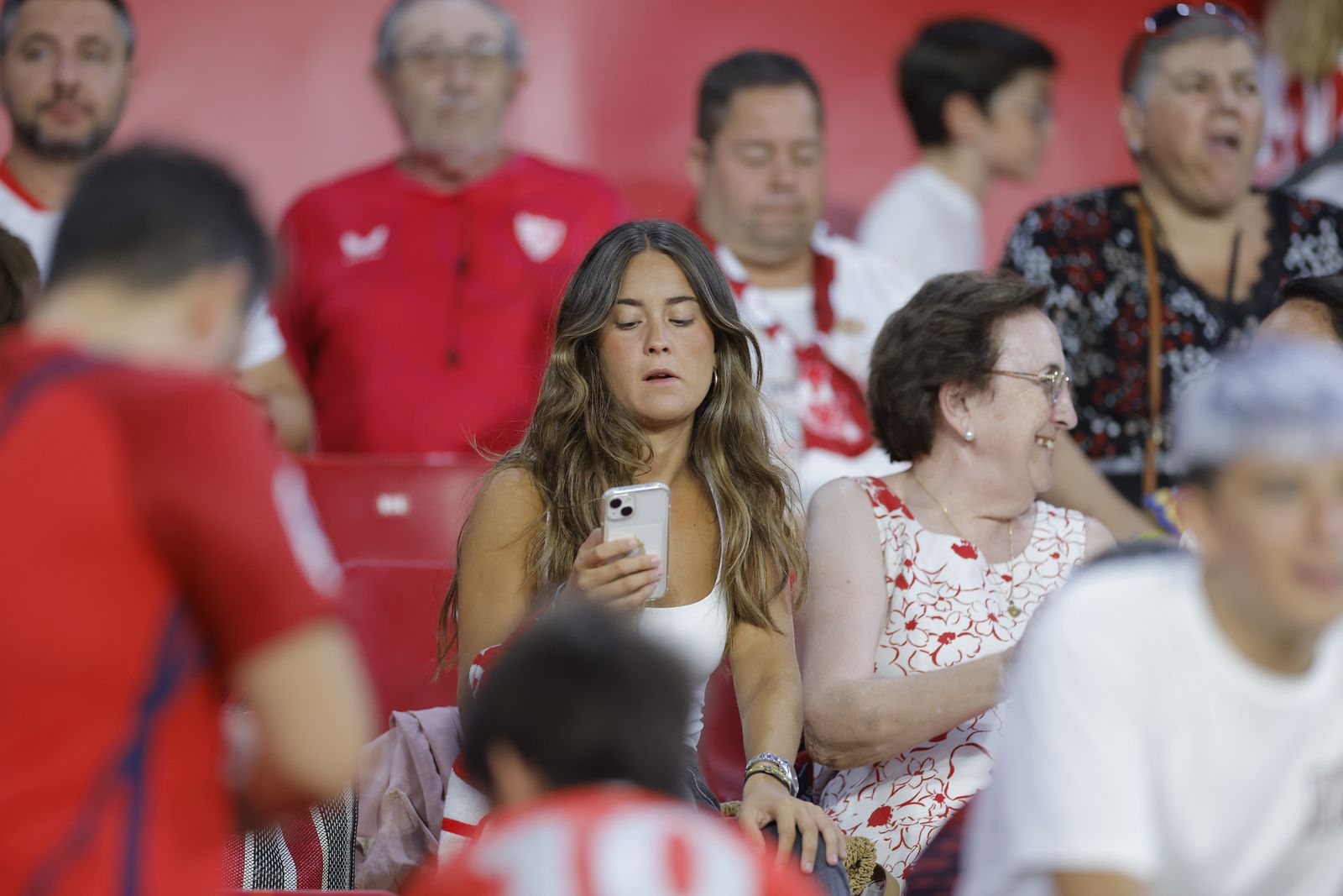 Búscate en las fotos del Sevilla fc-Girona