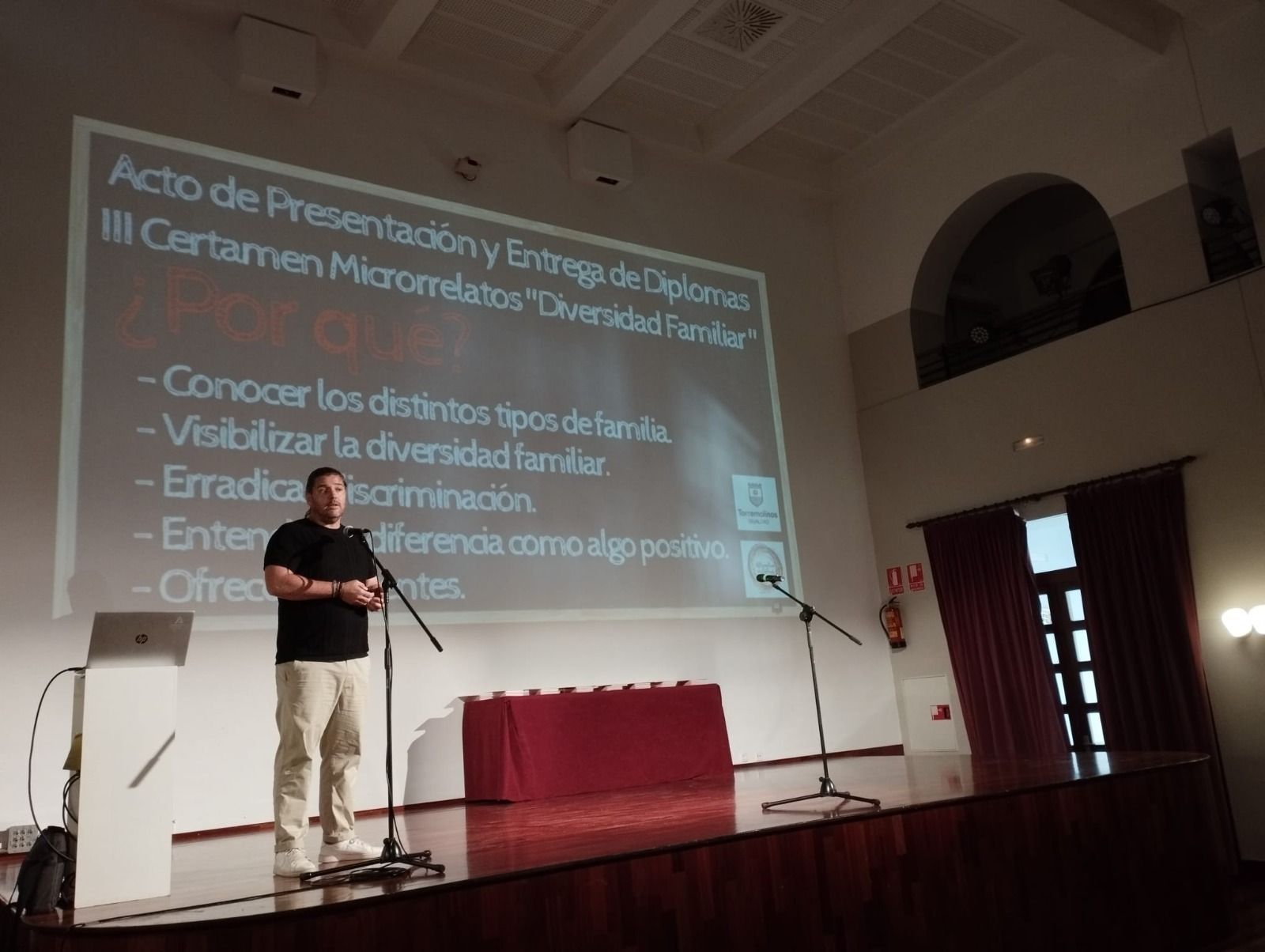 El acto de presentación del libro de microrelatos.