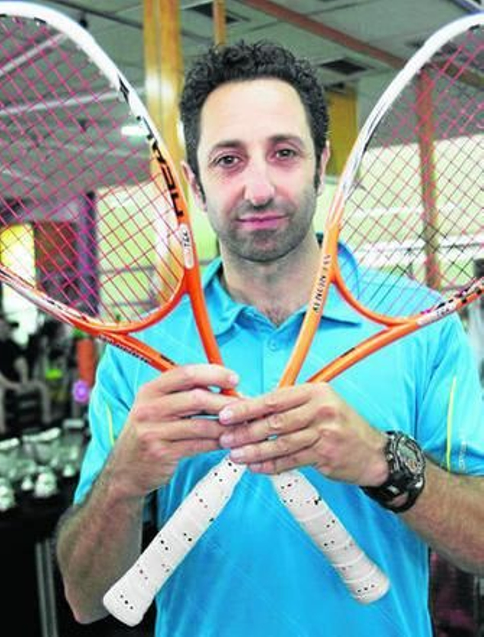 Francis Molina, tras una sesión de entrenamiento en el club Arbalés de Granada.