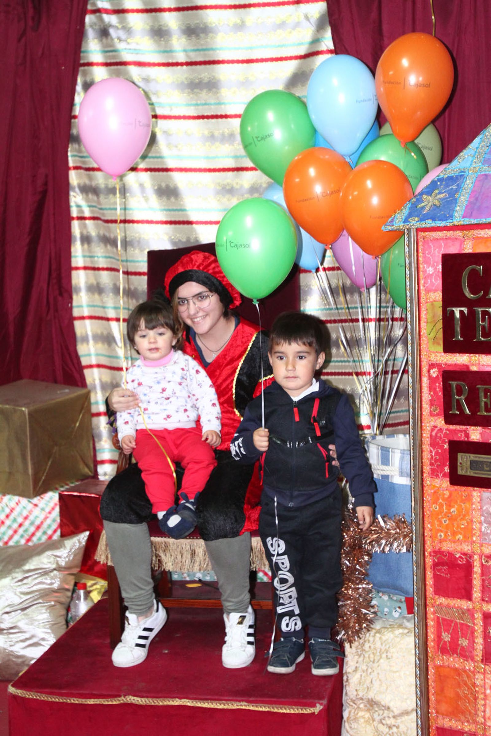 Entrega de cartas al Cartero Real de los Reyes Magos