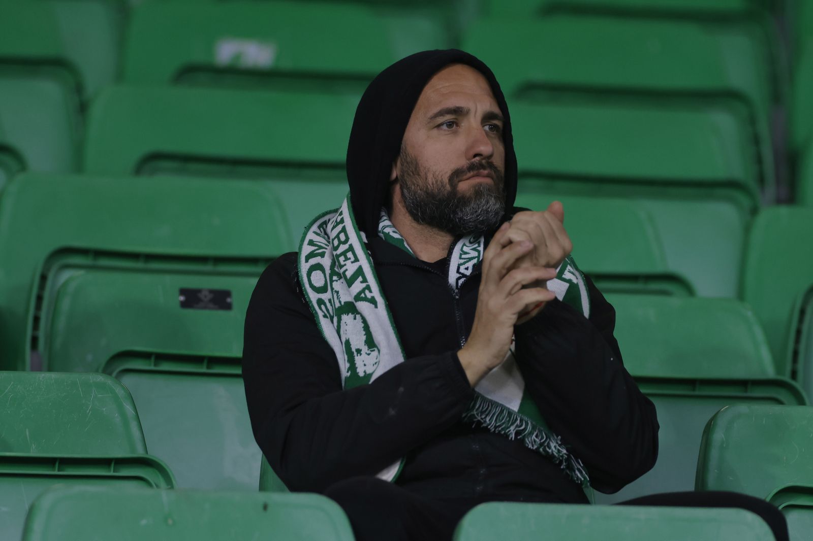 Búscate en las fotos del Betis-Barcelona