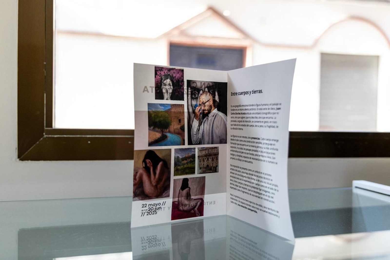 El artista mexicano Juan Carlos Sánchez Acosta expone en Jaén ‘Entre cuerpos y tierras’