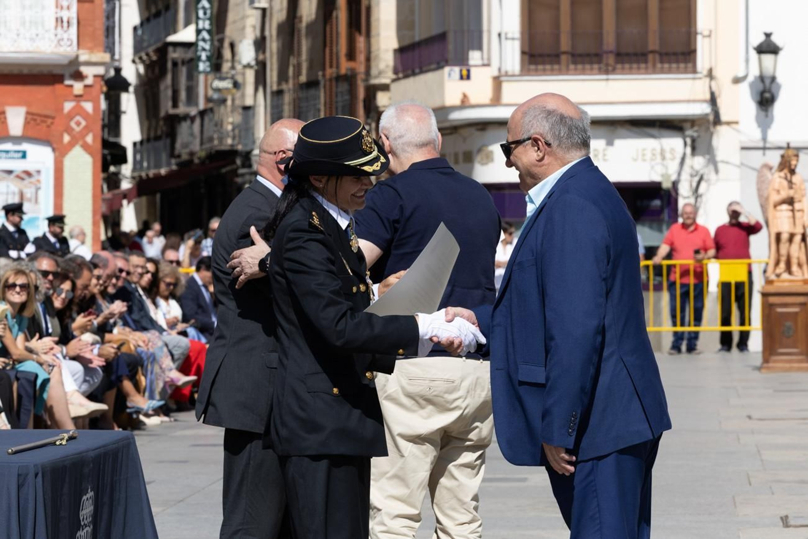 Acto por el día de la Policía Nacional, con motivo de la festividad los Santos Ángeles Custodios
