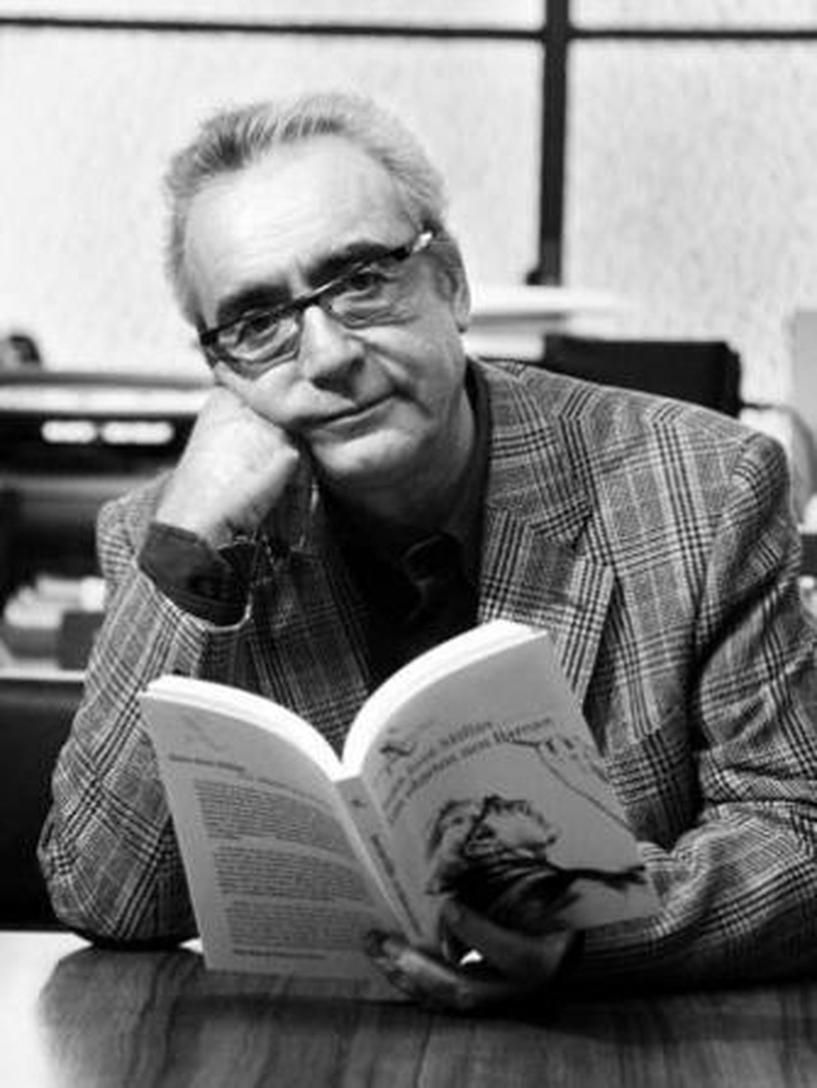 Millás, ayer en una de las salas del Rectorado.