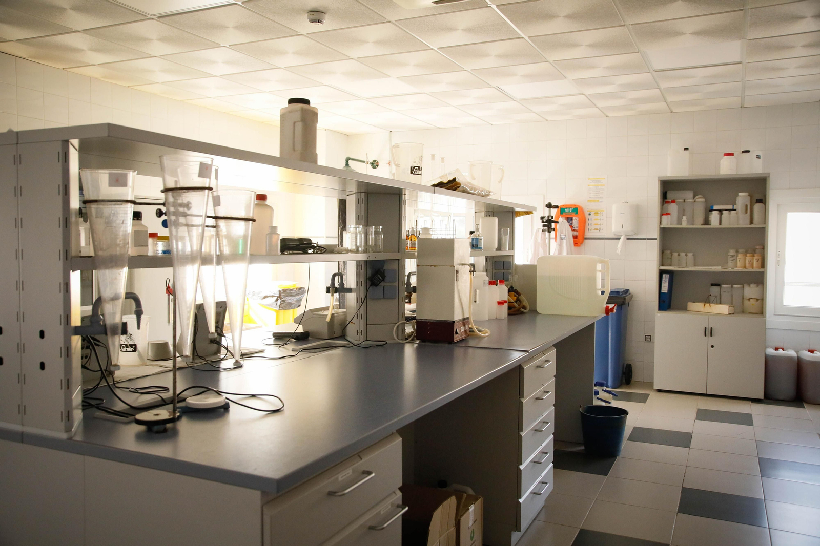 CUCN visita la desaladora de Carboneras y las balsas de Níjar