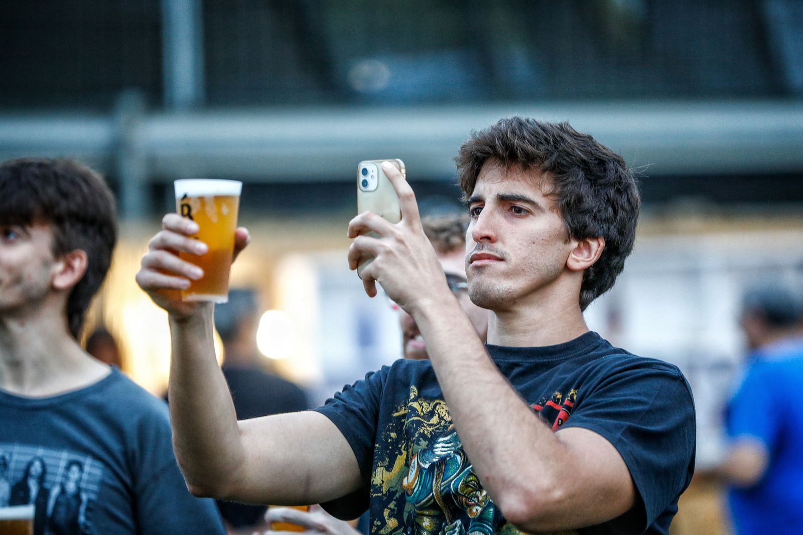 Búscate en el concierto de Saurom en Bahía Sound de San Fernando