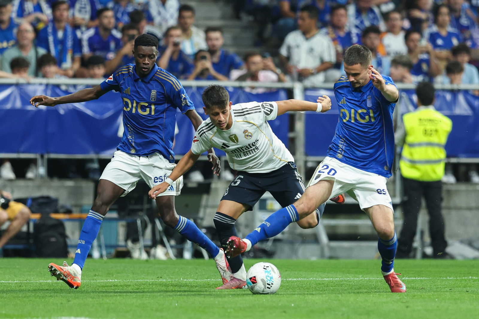 Las fotos del Oviedo - Real Madrid
