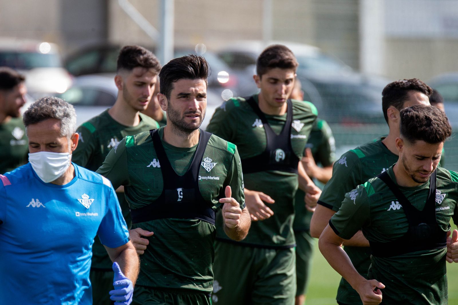 Barragán y Álex Moreno, durante un entrenamiento.