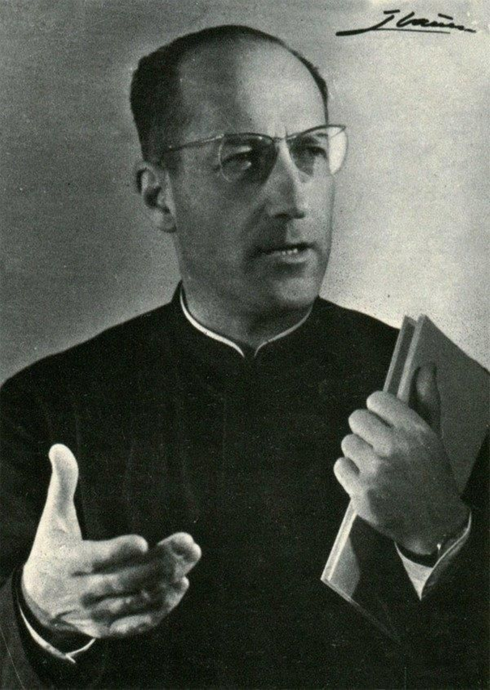 'Cómo llora Sevilla…' del padre Cué se reedita 30 años después