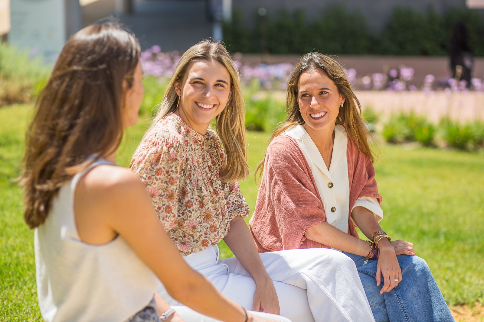 Alumnas de la Universidad Loyola