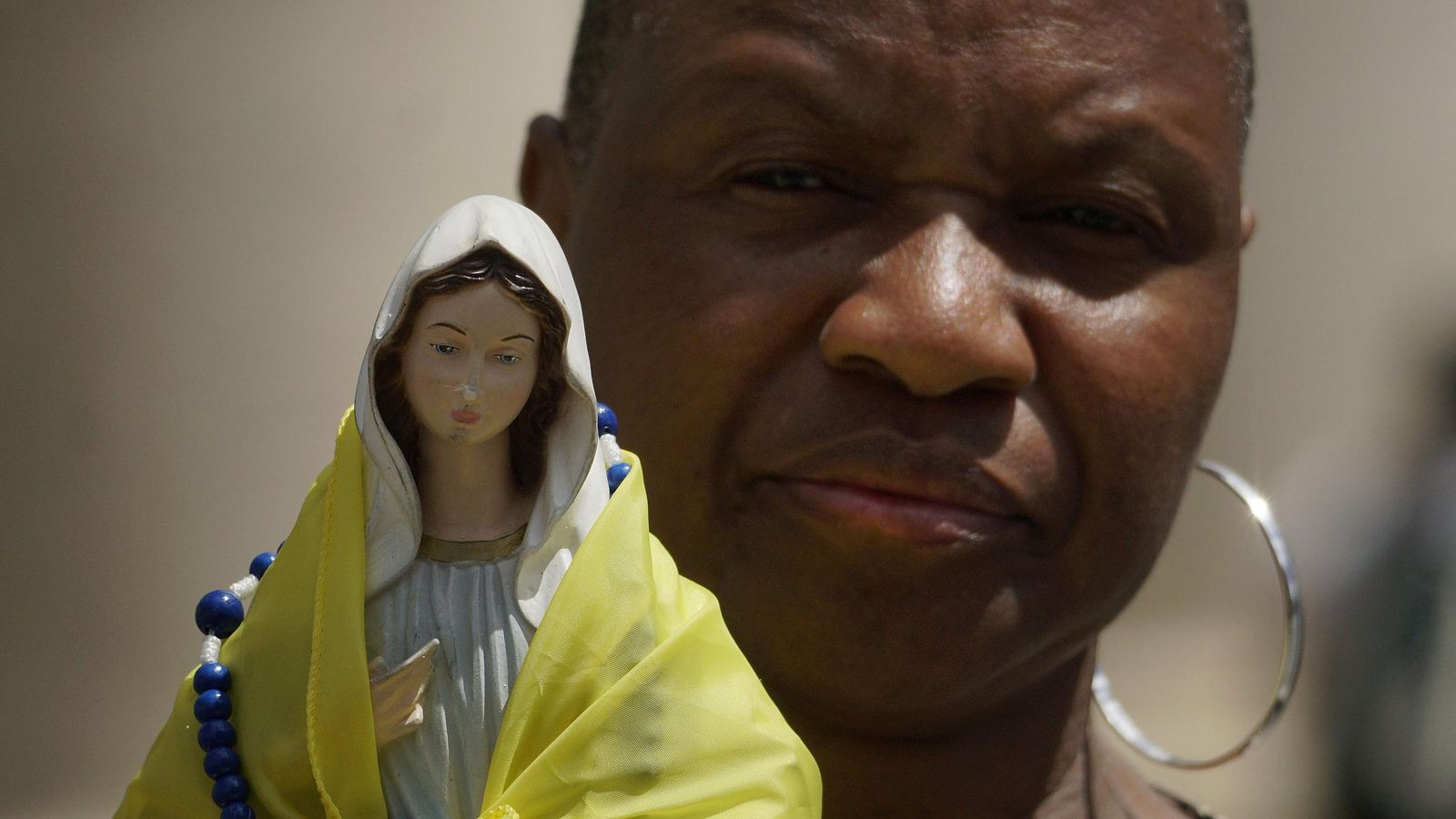 Las imágenes de las vísperas del cónclave en la Plaza de San Pedro del Vaticano