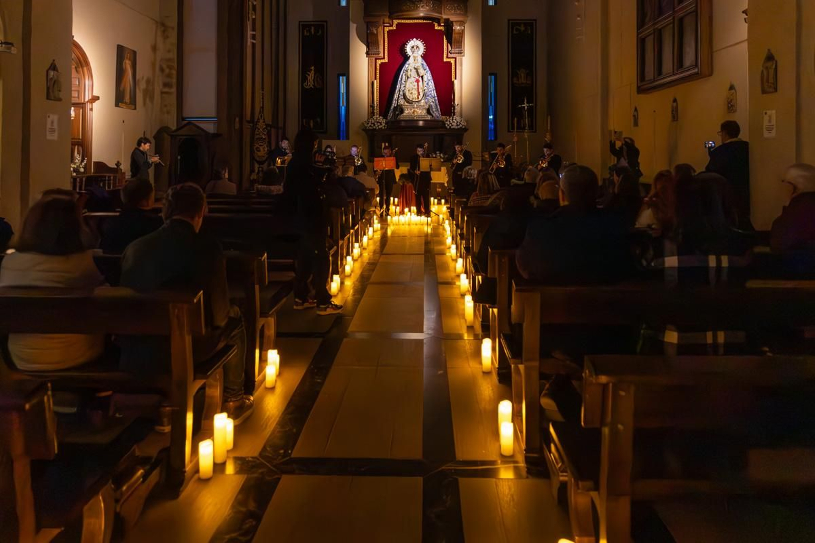Concierto Candle Light en el Camarín de Jesús