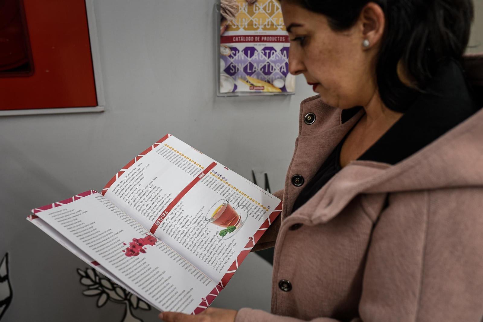 Imágenes de la compra de una familia celíaca en el supermercado