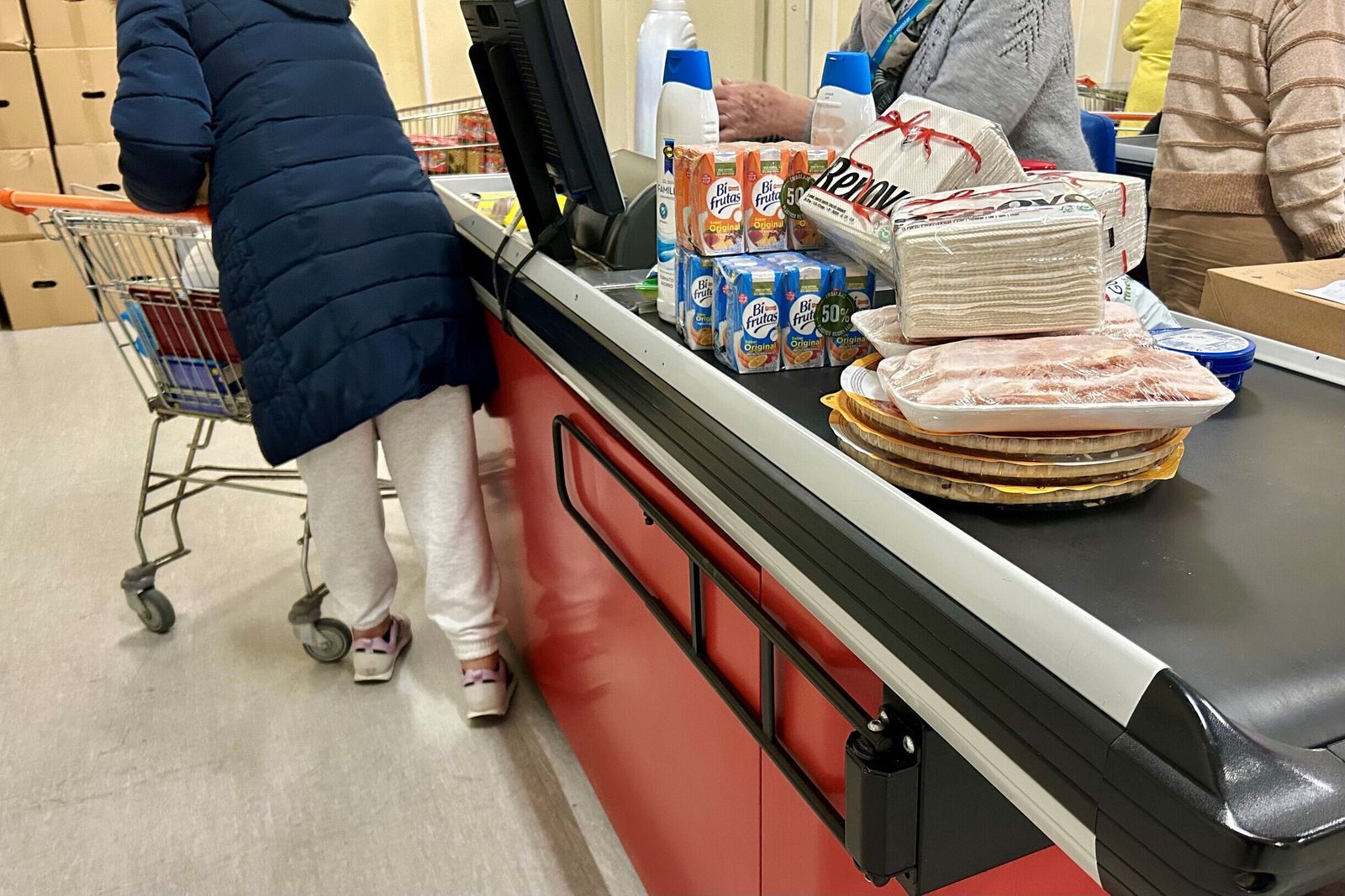 Caja de un economato.