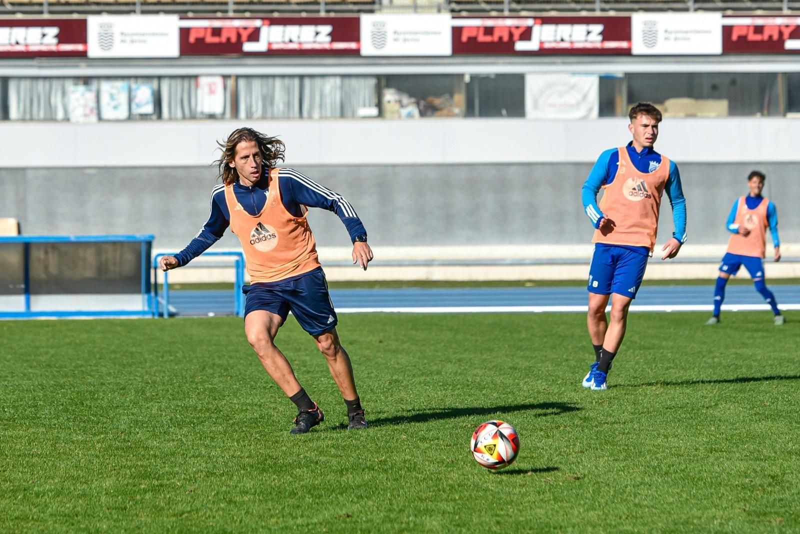 Ensayo general del Xerez CD en Chapín antes de recibir al Ciudad de Lucena