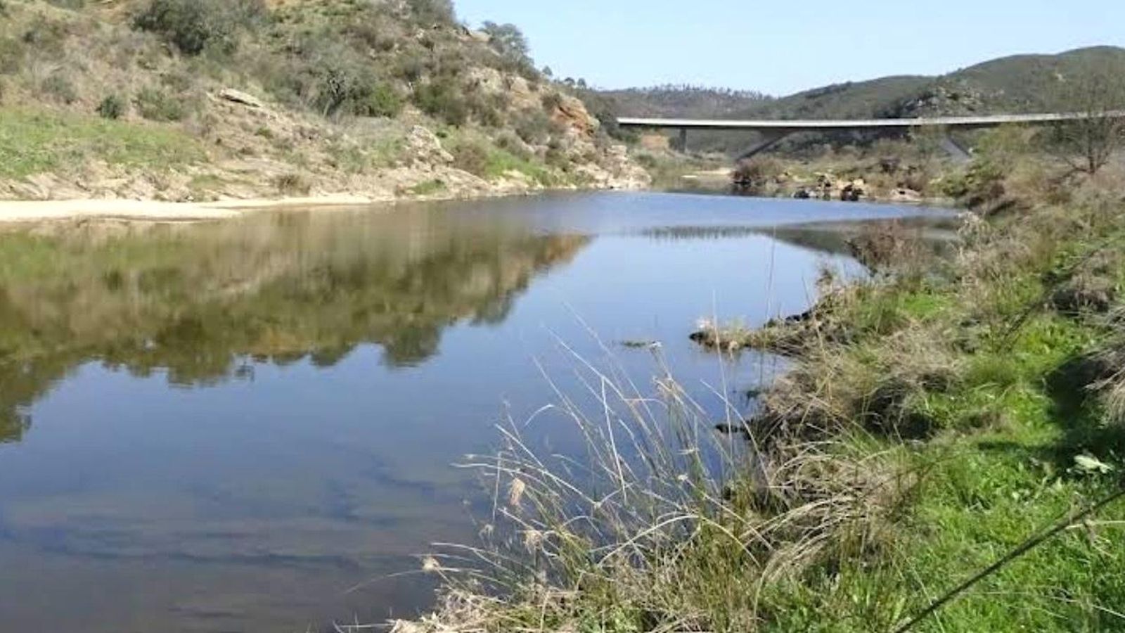 Entorno natural del Puente Internacional del Chanza